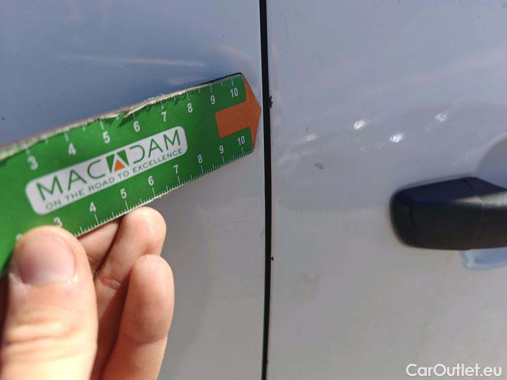  Opel  Combo OPEL  / 2018 / 3P / furgón derivado de turismo 1.5 TD 75kW (100CV) Express L H1 650kg (AC) #61