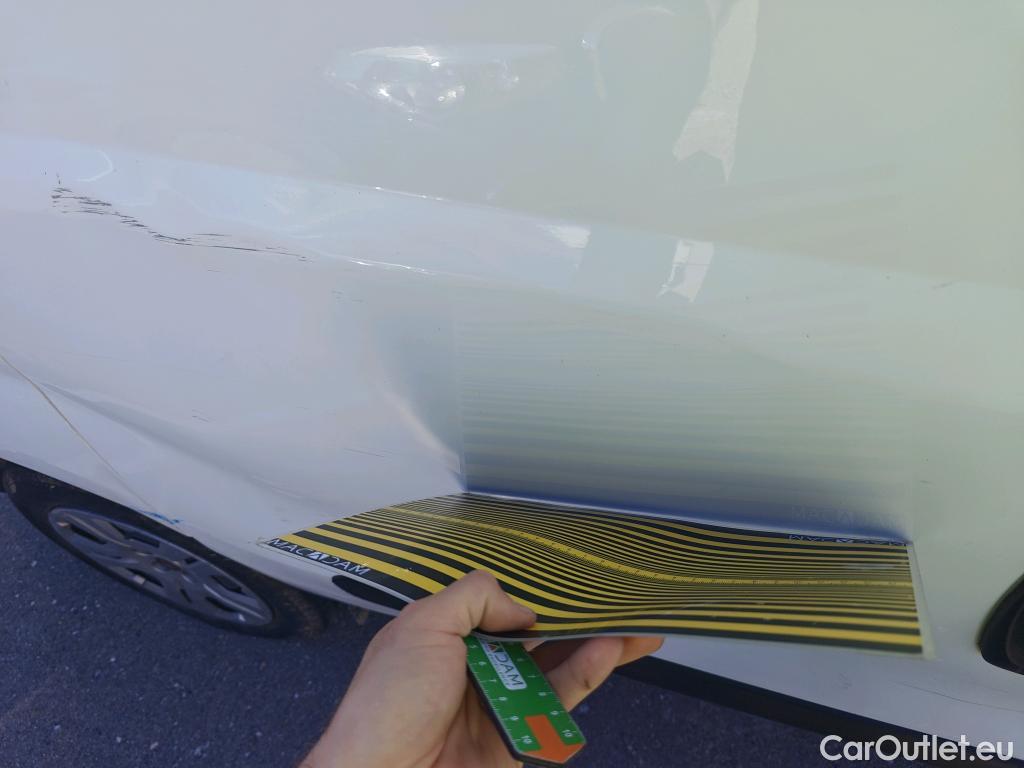  Fiat  Doblo FIAT Doblò Cargo/2015/4P/furgón derivado de turismo Cargo SX 1.3 Mjet 70 kW (95 CV) #3