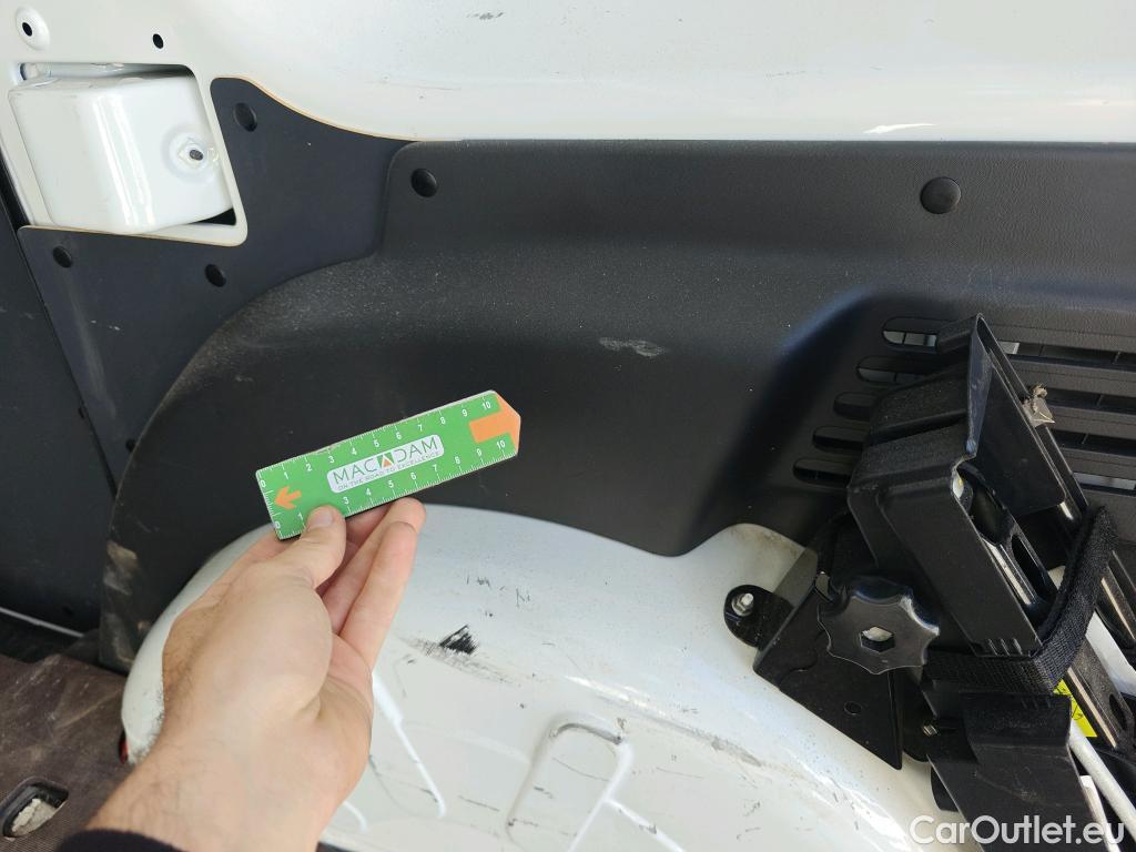  Renault  Kangoo RENAULT  Furgón/2013/3P/furgón derivado de turismo Profesional dCi 55 kW (75 CV) #62