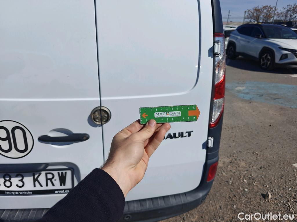  Renault  Kangoo RENAULT  Furgón/2013/3P/furgón derivado de turismo Profesional dCi 55 kW (75 CV) #55