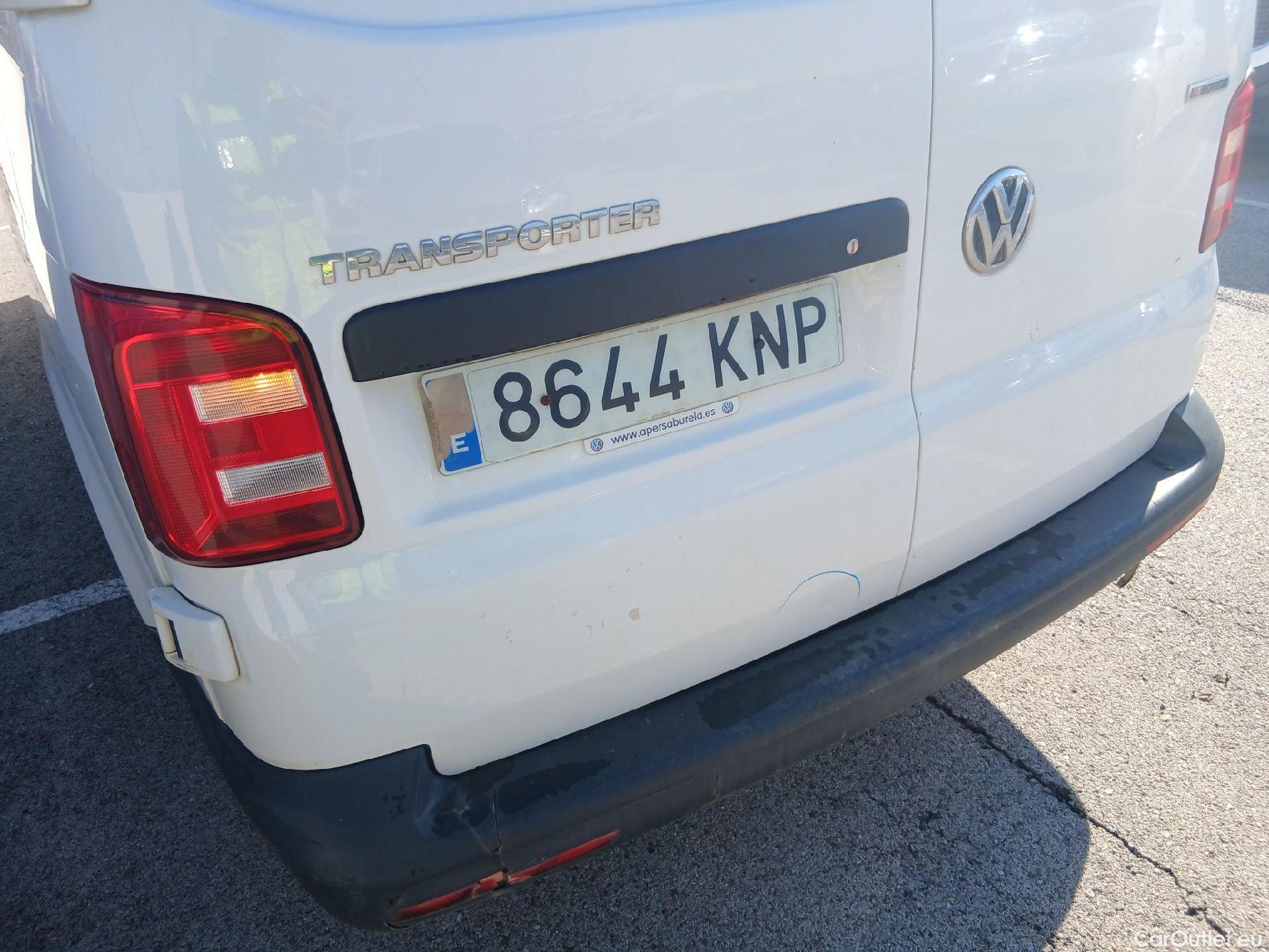  Volkswagen  Transporter VOLKSWAGEN  / 2015 / 4P / furgón Furgón Corto TN 2.0 TDI 110kW BMT 4Mot #12