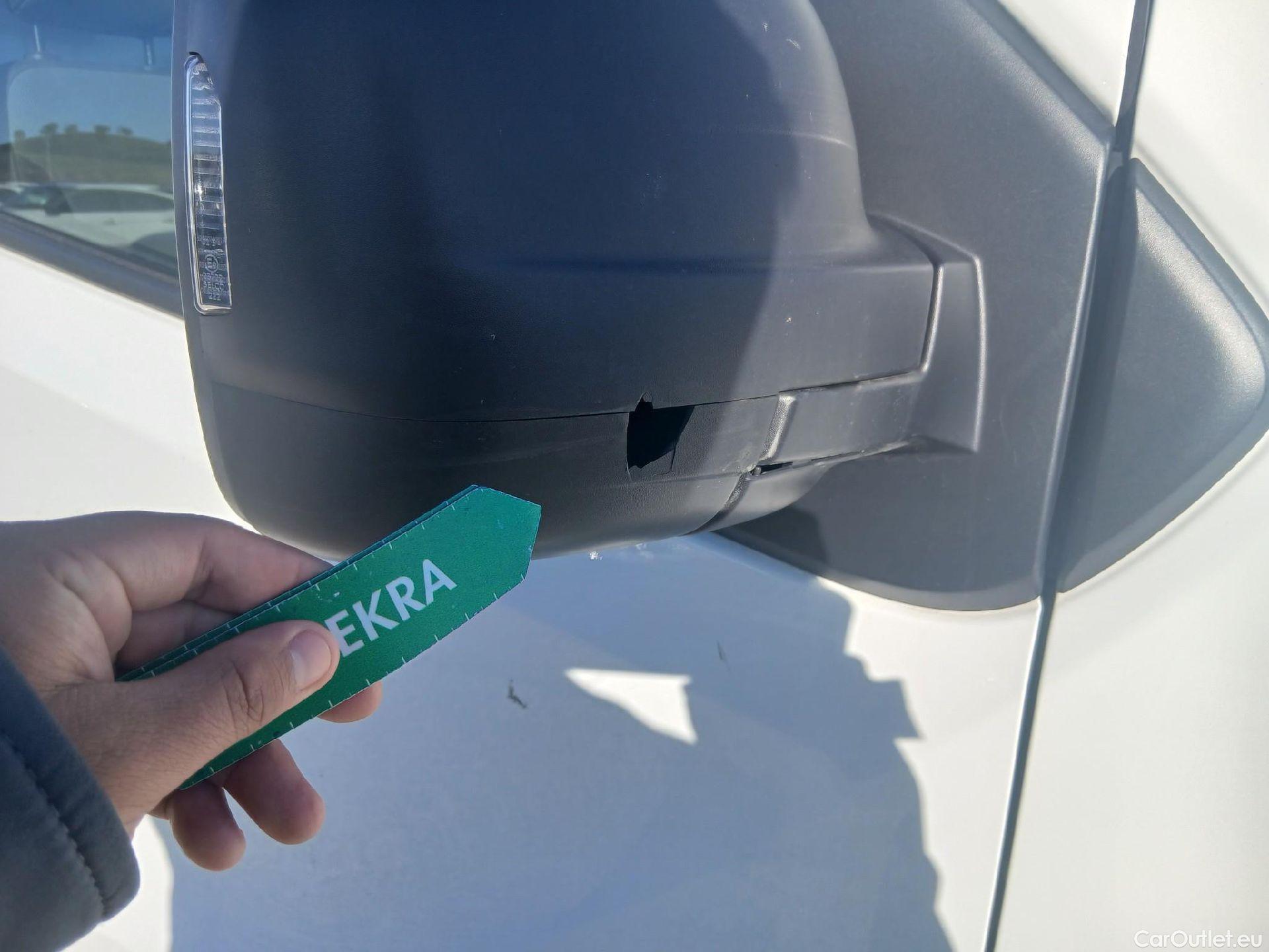  Renault  Trafic RENAULT  / 2021 / 4P / furgón Furgón L1H1 Blue dCi 96 Kw (130 CV) CUA #49