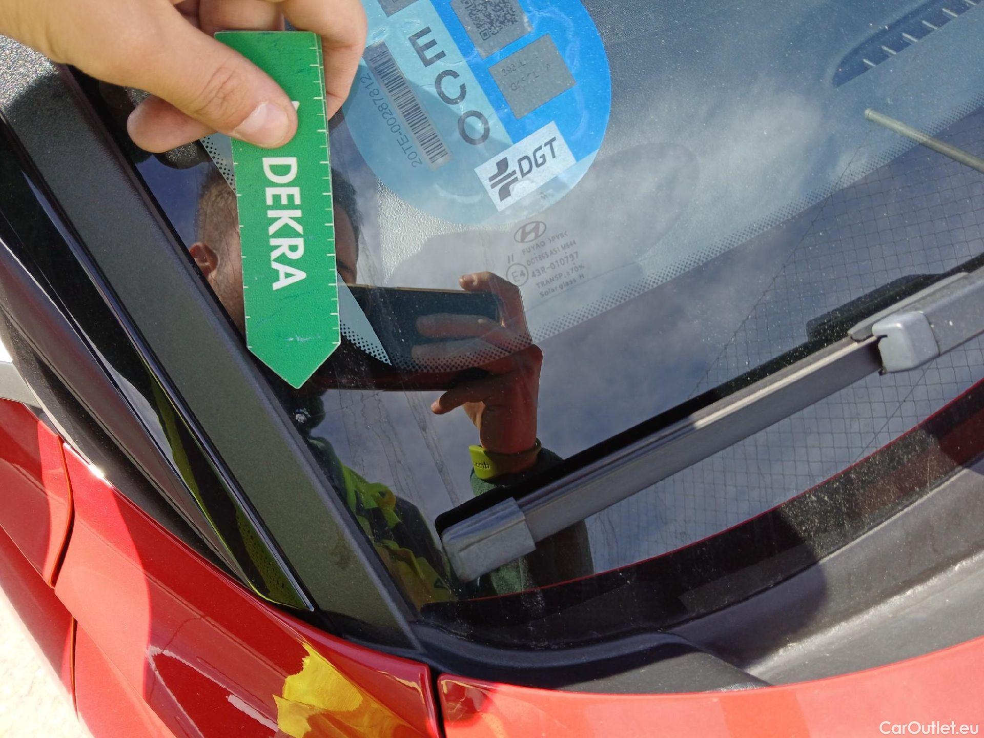  Hyundai  Tucson HYUNDAI  / 2020 / 5P / todoterreno 1.6 TGDI 169kW HEV Tecno Auto 2C #32