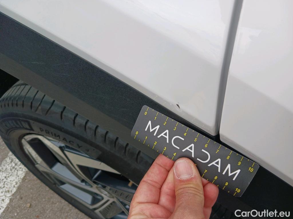  Hyundai  Tucson HYUNDAI  / 2020 / 5P / todoterreno 1.6 TGDI 169kW HEV Tecno Auto 2C #28