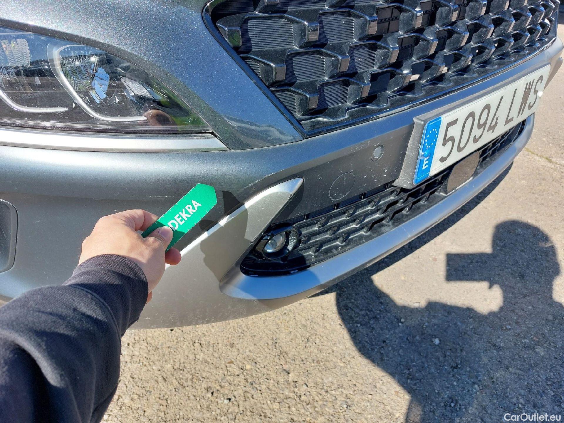  Hyundai  Konna HYUNDAI Kona / 2020 / 5P / todoterreno 1.6 GDI HEV Style Sky DCT #5