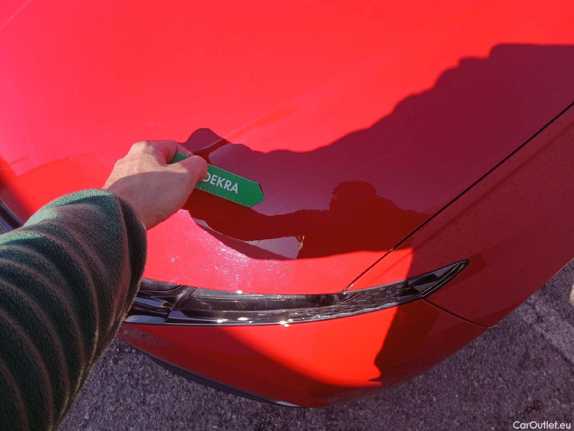  Hyundai  Tucson HYUNDAI  / 2020 / 5P / todoterreno 1.6 TGDI 169kW HEV Tecno Sky Auto #3