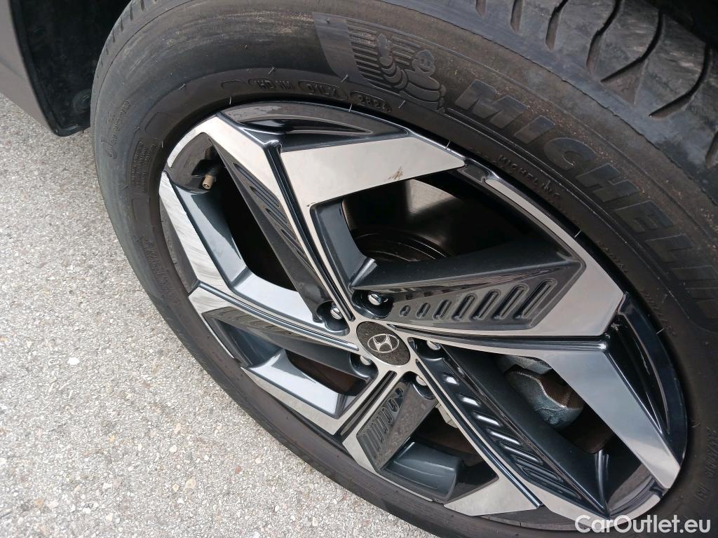  Hyundai  Tucson HYUNDAI  / 2020 / 5P / todoterreno 1.6 TGDI 169kW HEV Tecno Auto 2C #9