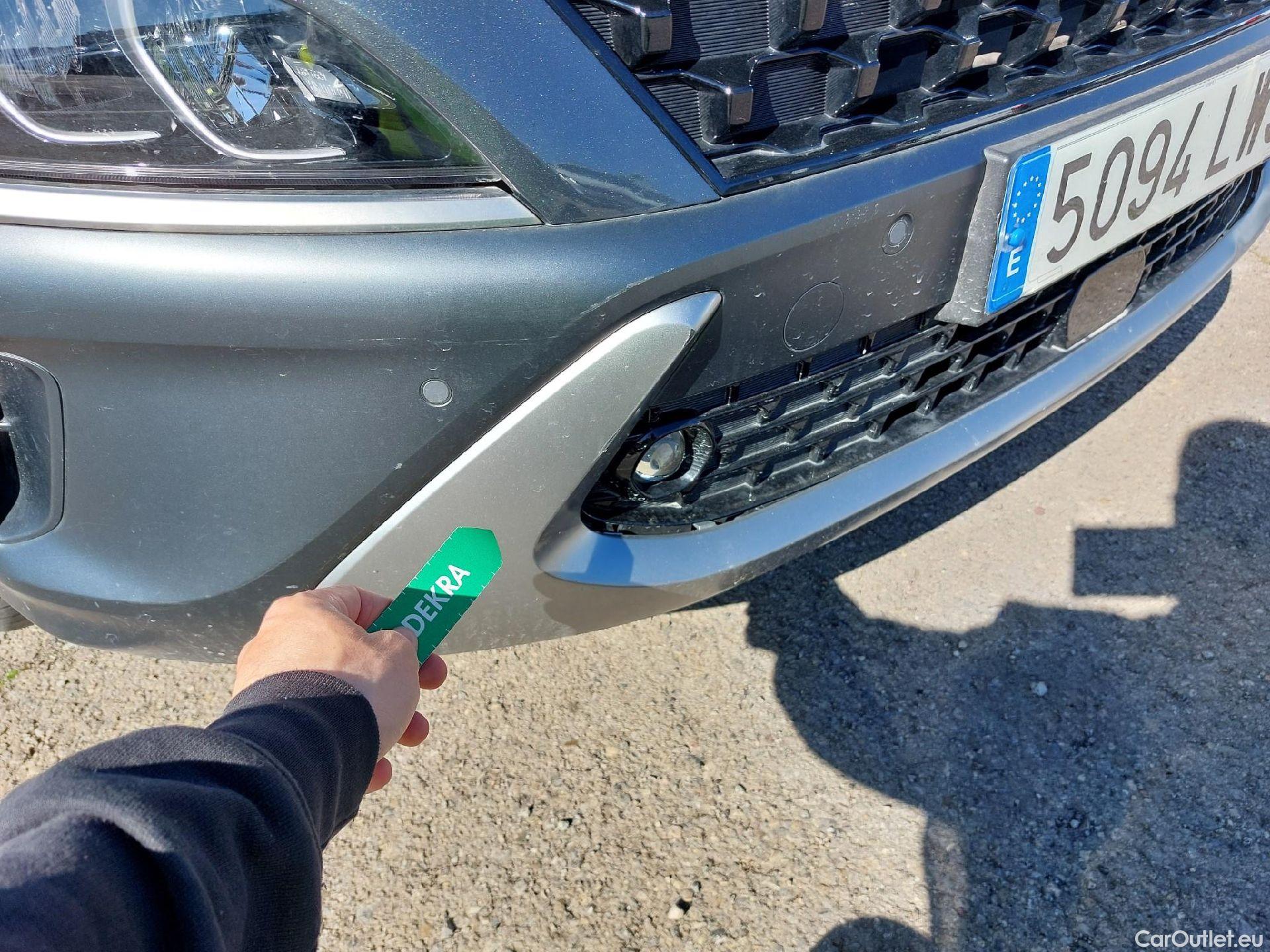  Hyundai  Konna HYUNDAI Kona / 2020 / 5P / todoterreno 1.6 GDI HEV Style Sky DCT #6