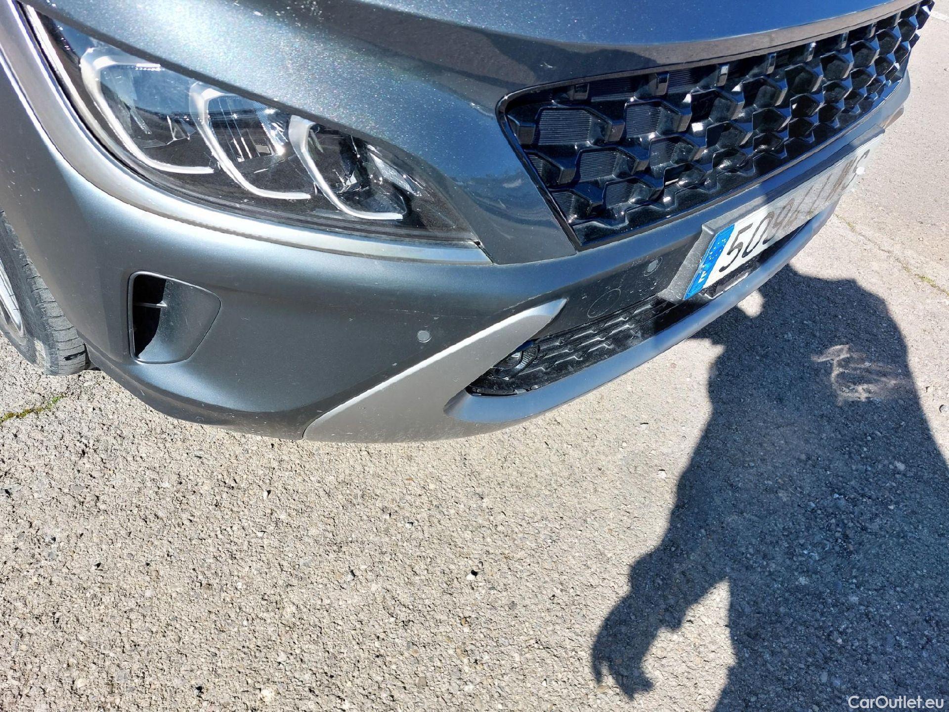  Hyundai  Konna HYUNDAI Kona / 2020 / 5P / todoterreno 1.6 GDI HEV Style Sky DCT #4