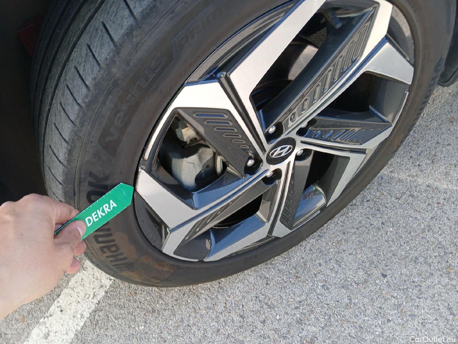  Hyundai  Tucson HYUNDAI  / 2020 / 5P / todoterreno 1.6 TGDI 169kW HEV Tecno Auto 2C #11