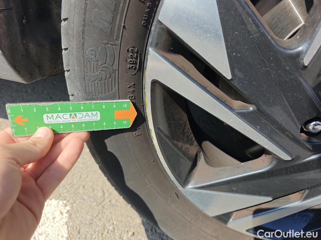  Hyundai  Bayon HYUNDAI  / 2021 / 5P / todoterreno 1.2 MPI Maxx #2