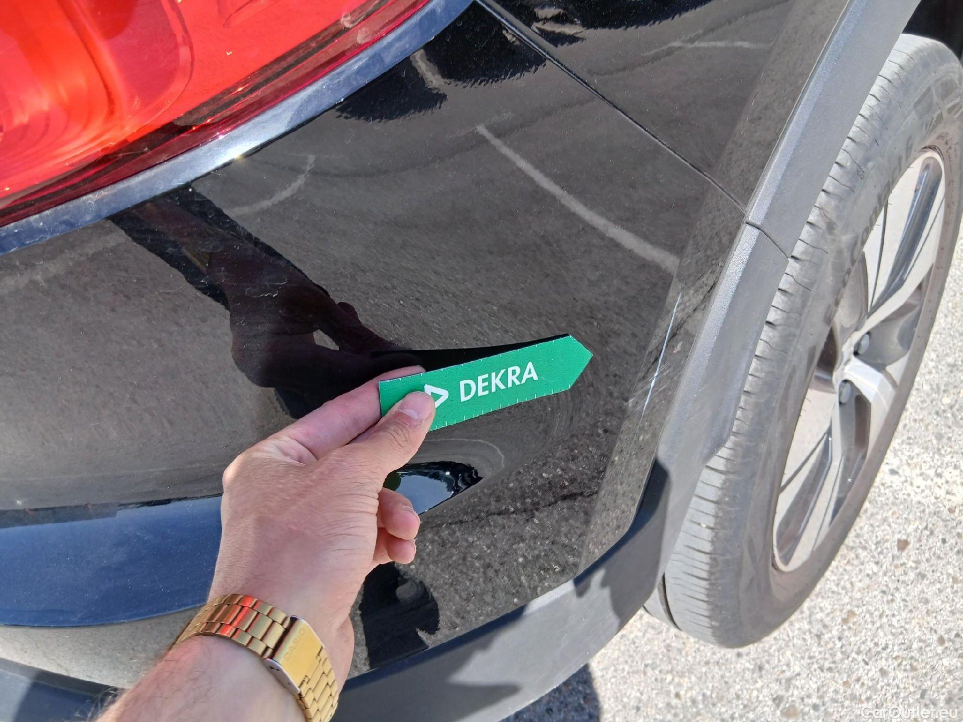  Volvo  XC 40 VOLVO XC40 / 2017 / 5P / todoterreno 1.5 T2 Momentum Pro #32