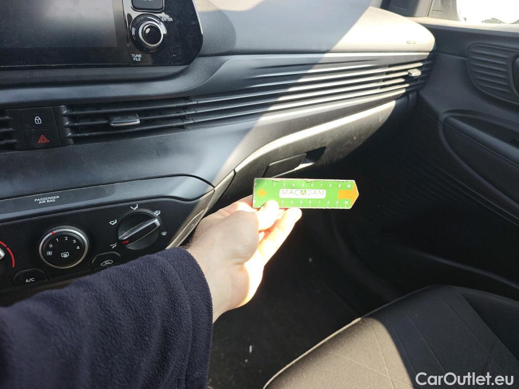  Hyundai  Bayon HYUNDAI  / 2021 / 5P / todoterreno 1.2 MPI Maxx #19