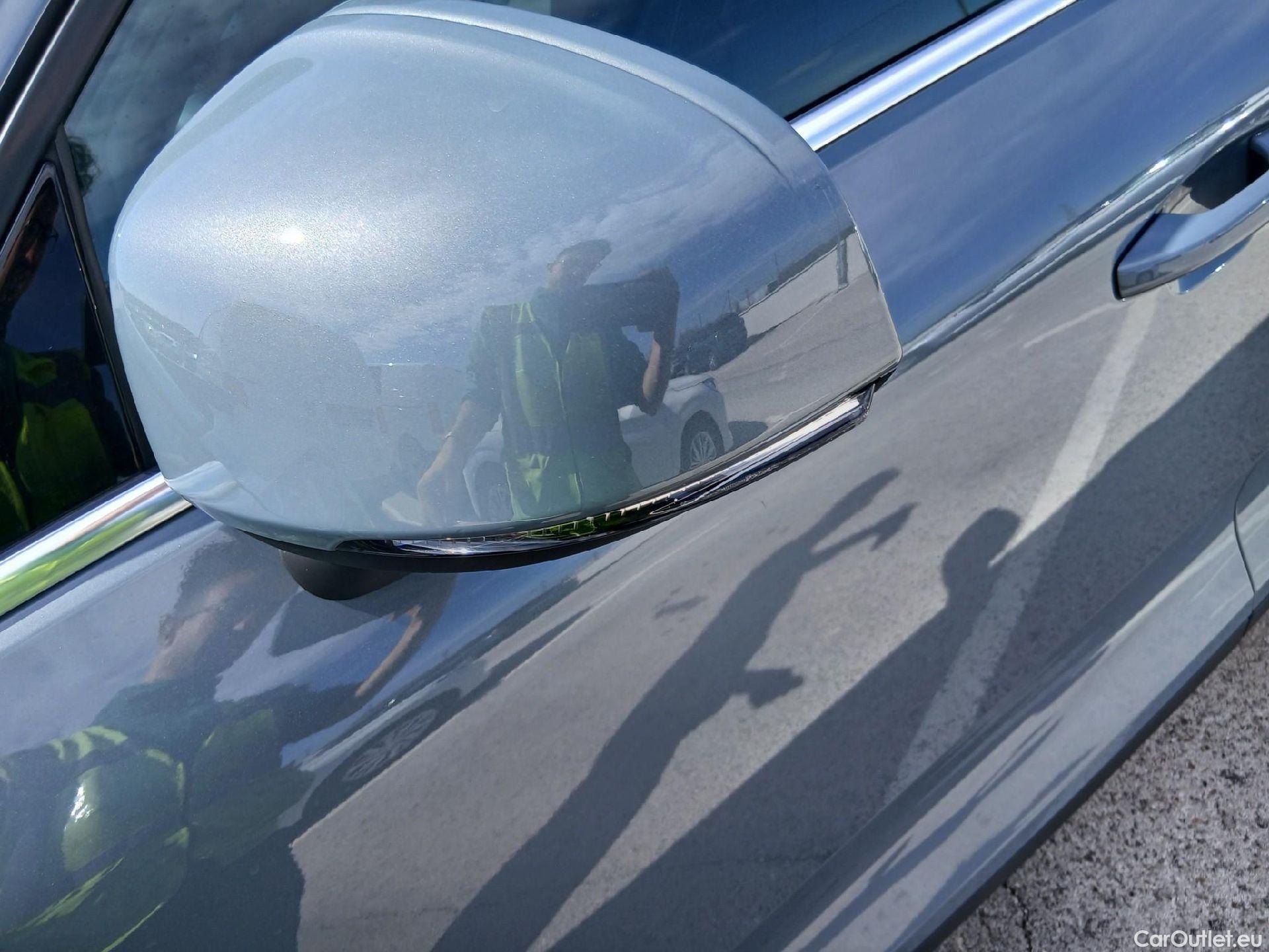  Volvo  XC 40 VOLVO XC40 / 2017 / 5P / todoterreno 1.5 T4 Twin Recharge Inscription Ex Auto #11