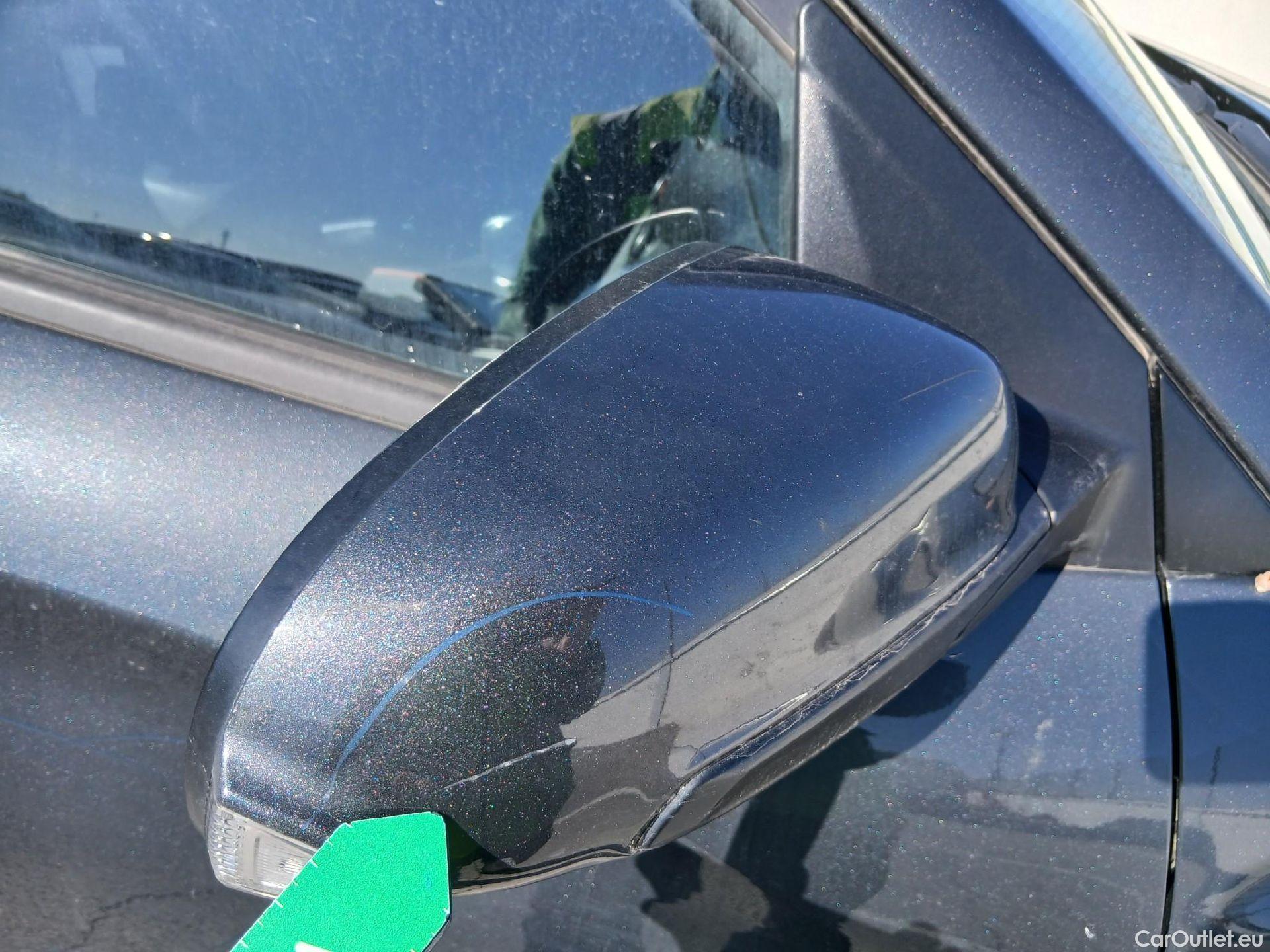  Hyundai  Konna HYUNDAI Kona / 2017 / 5P / todoterreno 1.0 TGDI SLE 4X2(SP) #19