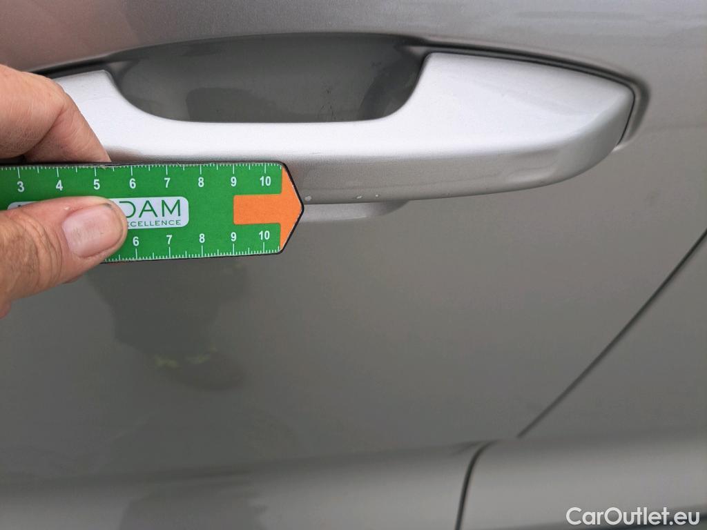  Volvo  XC 40 VOLVO XC40 / 2021 / 5P / todoterreno 1.5 T4 Recharge PHEV Core Auto #51