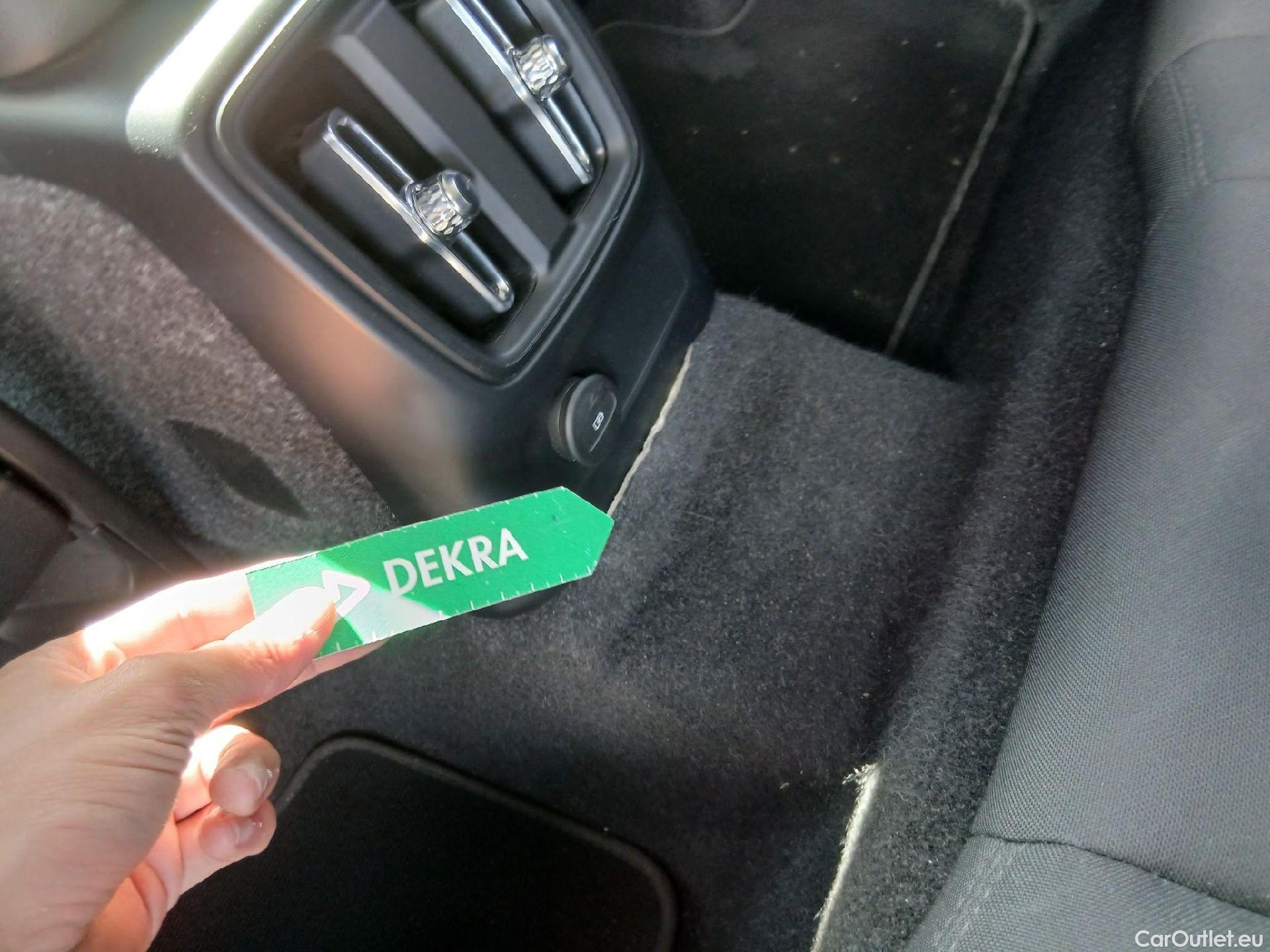  Volvo  XC 40 VOLVO XC40 / 2017 / 5P / todoterreno 1.5 T4 Twin Recharge Inscription Ex Auto #15