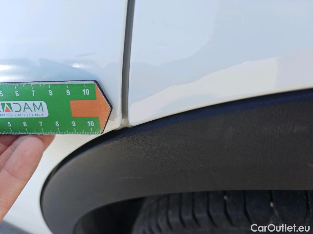  Hyundai  Bayon HYUNDAI  / 2021 / 5P / todoterreno 1.2 MPI Maxx #47