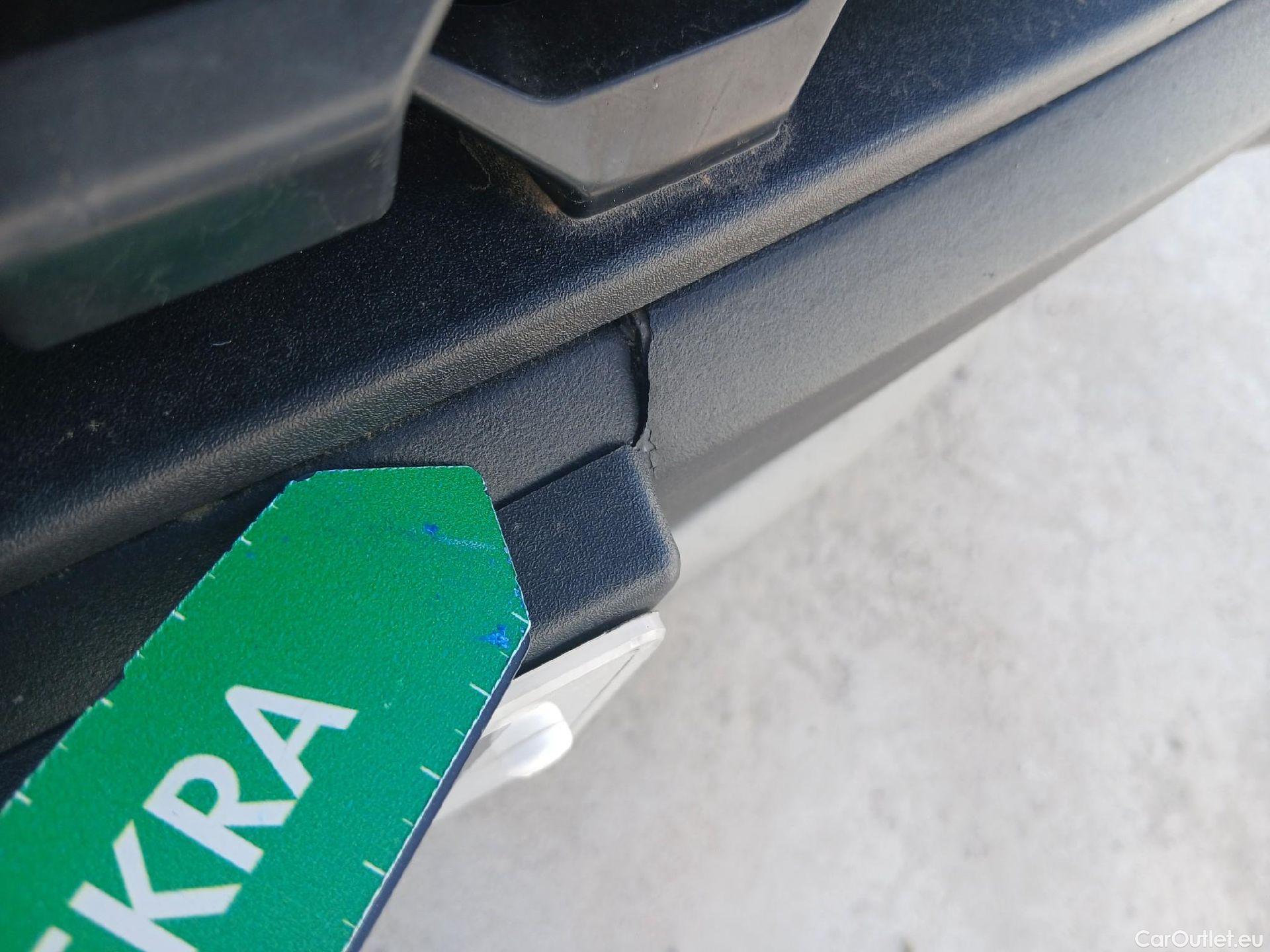  Hyundai  Konna HYUNDAI Kona / 2020 / 5P / todoterreno 1.6 GDI HEV Maxx DCT #7