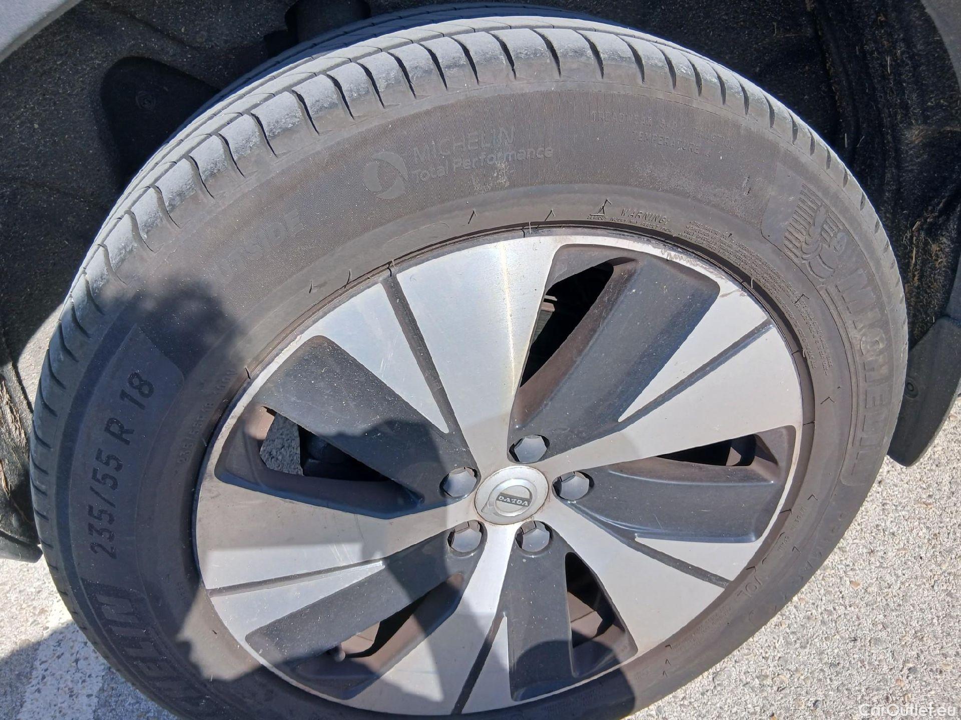  Volvo  XC 40 VOLVO XC40 / 2017 / 5P / todoterreno 1.5 T4 Twin Recharge Inscription Ex Auto #43