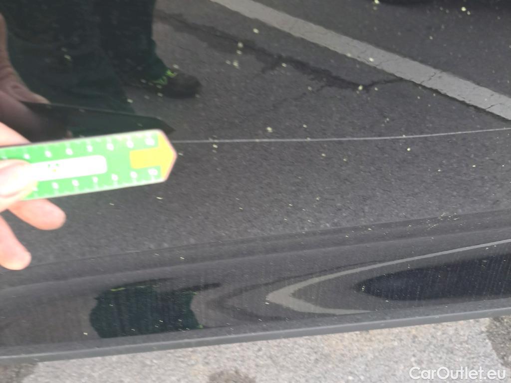  Volvo  XC 40 VOLVO XC40 / 2021 / 5P / todoterreno 1.5 T4 Recharge PHEV Core Auto #3