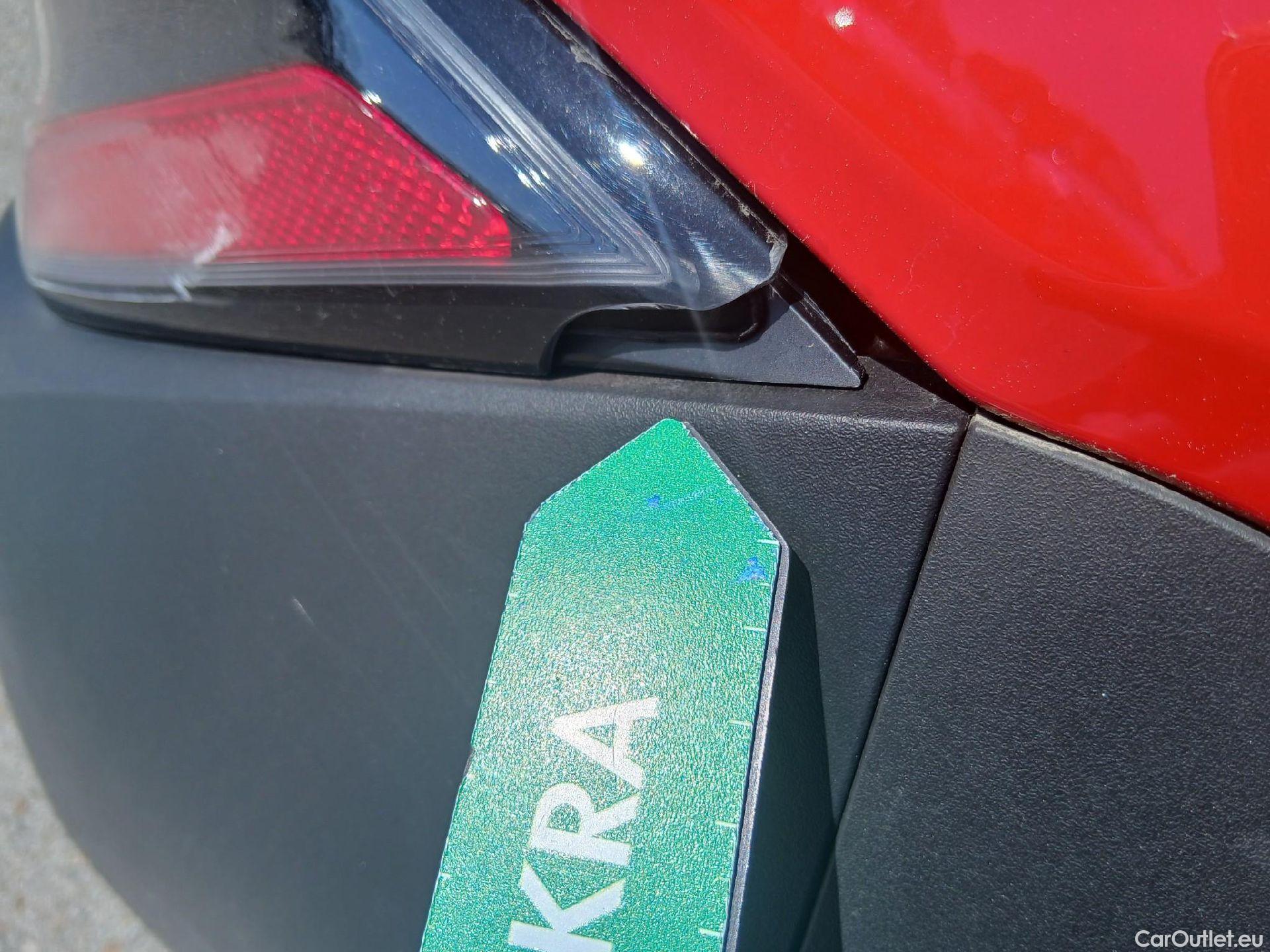  Hyundai  Konna HYUNDAI Kona / 2020 / 5P / todoterreno 1.6 GDI HEV Maxx DCT #54