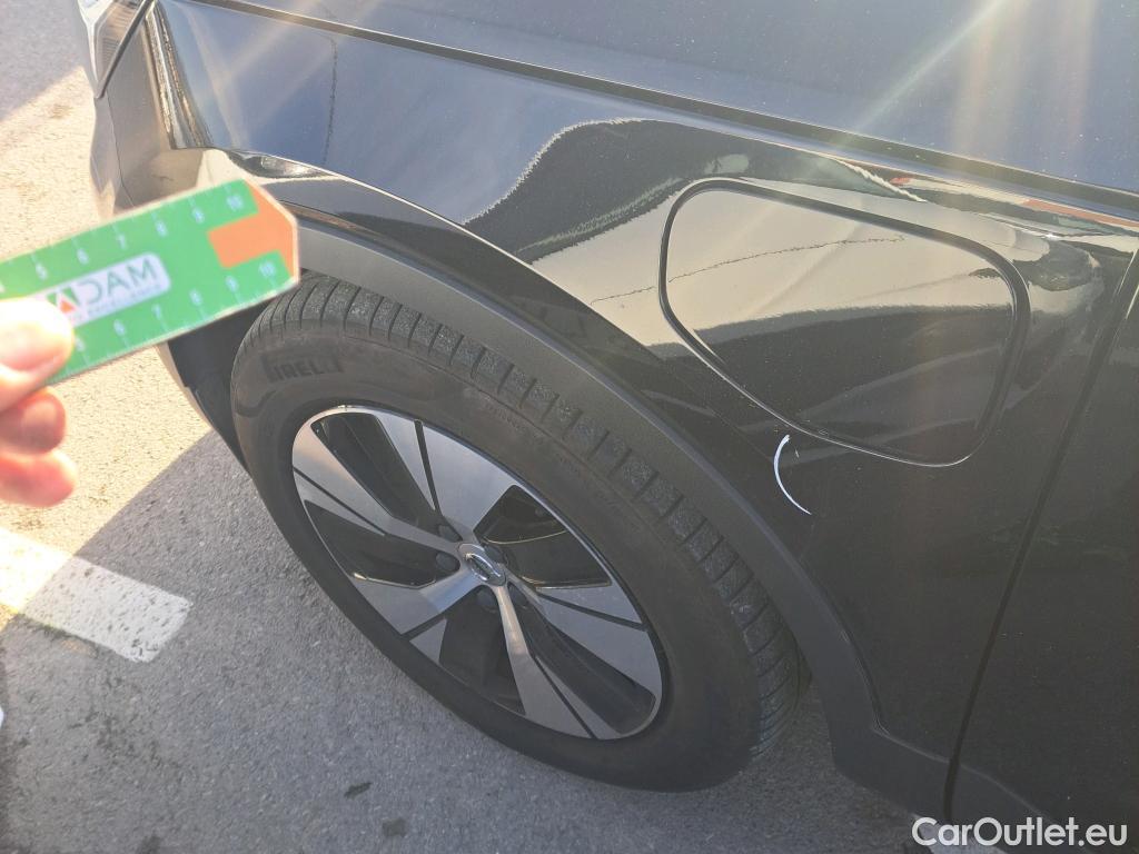  Volvo  XC 40 VOLVO XC40 / 2021 / 5P / todoterreno 1.5 T4 Recharge PHEV Core Auto #37