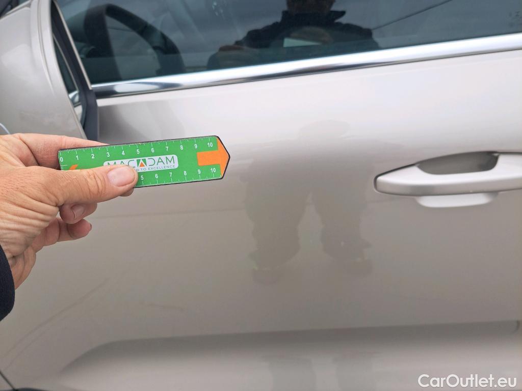  Volvo  XC 40 VOLVO XC40 / 2021 / 5P / todoterreno 1.5 T4 Recharge PHEV Core Auto #50