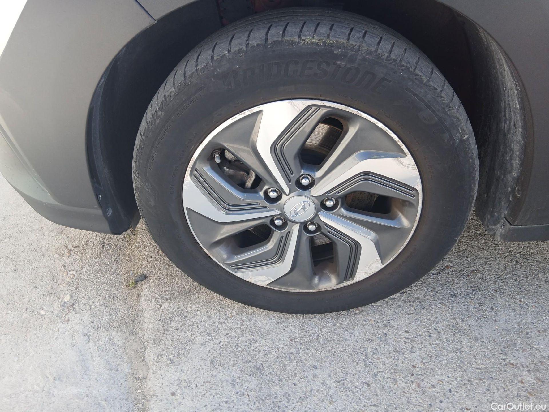  Hyundai  Konna HYUNDAI Kona / 2020 / 5P / todoterreno 1.6 GDI HEV Maxx DCT #17