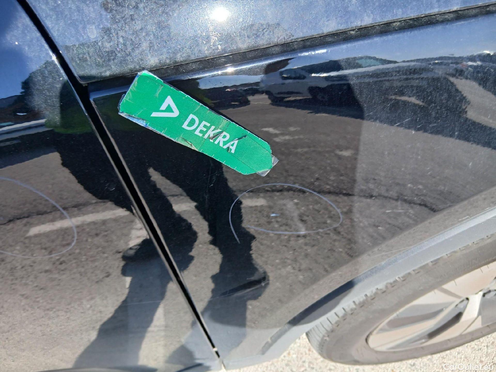  Volvo  XC 40 VOLVO XC40 / 2017 / 5P / todoterreno 1.5 T4 Twin Recharge Inscription Ex Auto #56