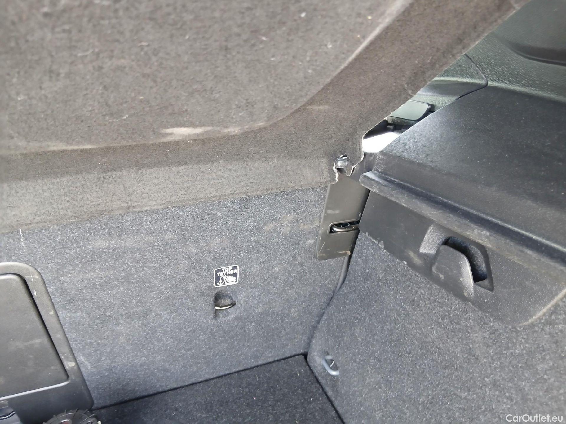  Volvo  XC 40 VOLVO XC40 / 2017 / 5P / todoterreno 1.5 T4 Twin Recharge Inscription Ex Auto #31