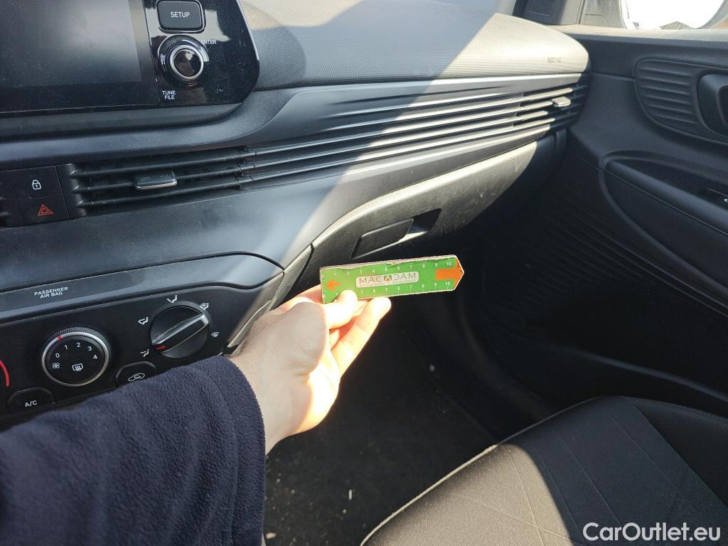  Hyundai  Bayon HYUNDAI  / 2021 / 5P / todoterreno 1.2 MPI Maxx #20