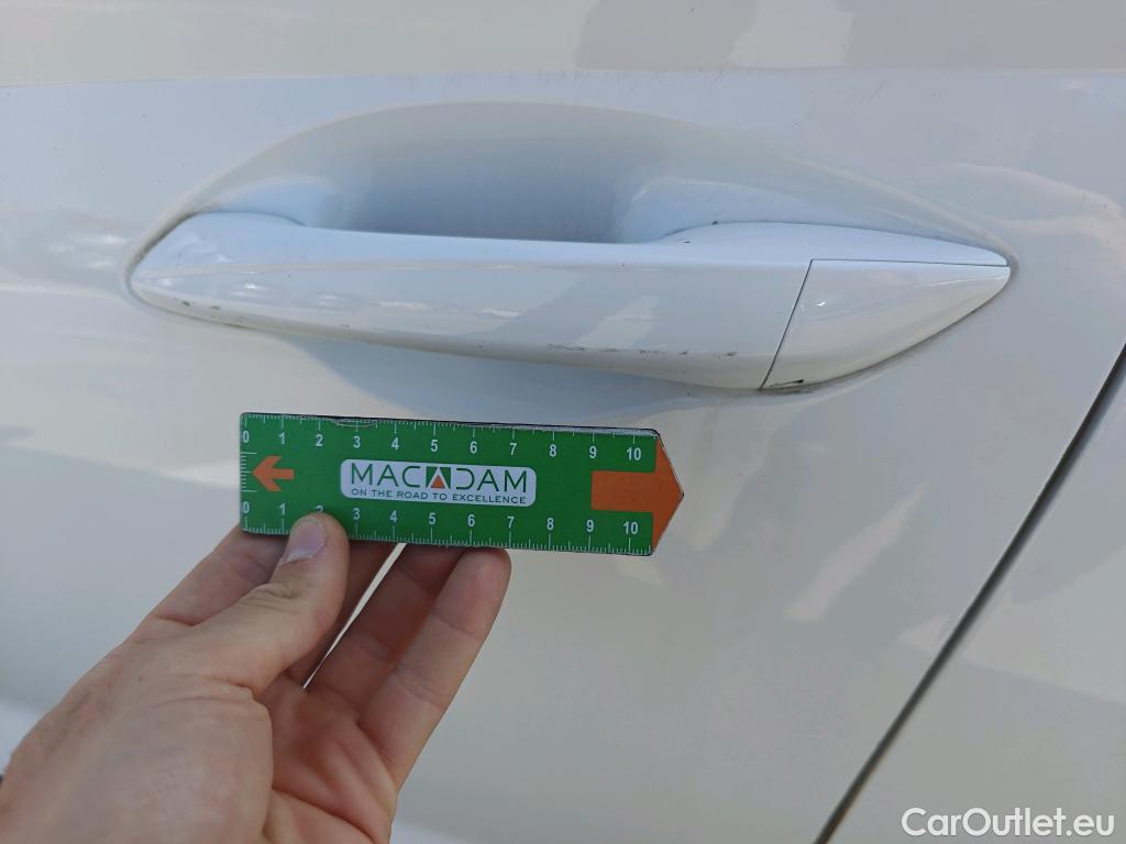  Hyundai  Bayon HYUNDAI  / 2021 / 5P / todoterreno 1.2 MPI Maxx #56