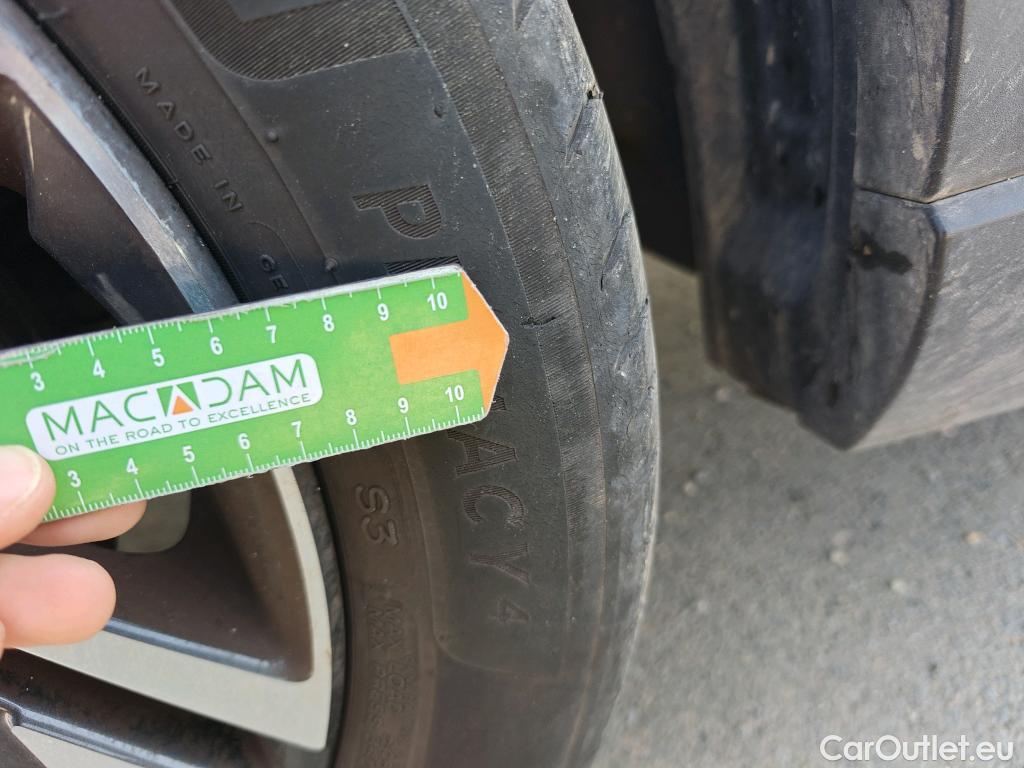  Hyundai  Bayon HYUNDAI  / 2021 / 5P / todoterreno 1.2 MPI Maxx #8