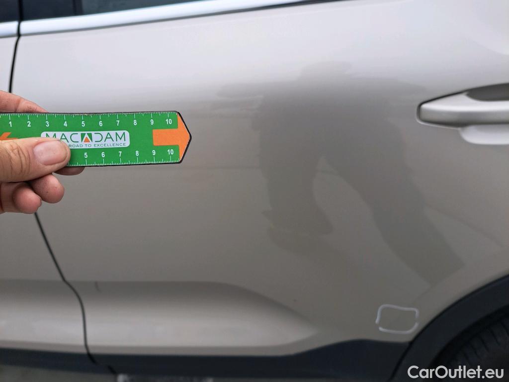  Volvo  XC 40 VOLVO XC40 / 2021 / 5P / todoterreno 1.5 T4 Recharge PHEV Core Auto #14