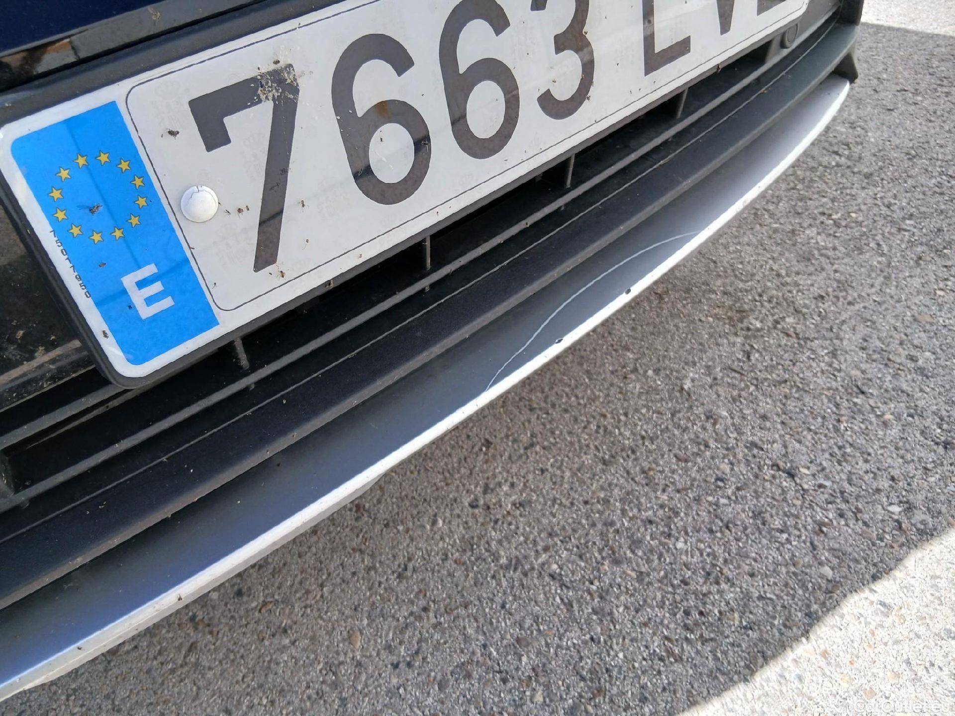  Volvo  XC 40 VOLVO XC40 / 2017 / 5P / todoterreno 1.5 T2 Momentum Pro #14