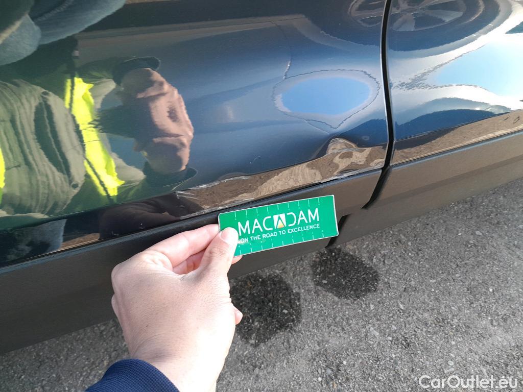  Volvo  XC 40 VOLVO XC40 / 2017 / 5P / todoterreno 1.5 T4 Twin Recharge Inscription Ex Auto #2