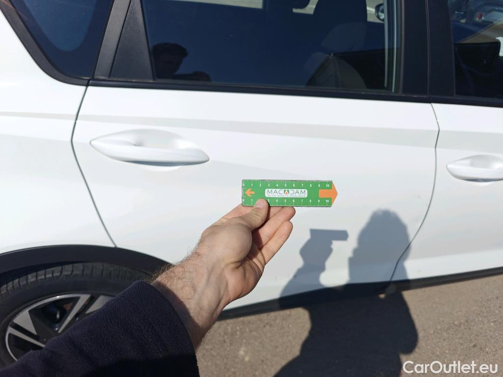  Hyundai  Bayon HYUNDAI  / 2021 / 5P / todoterreno 1.2 MPI Maxx #6