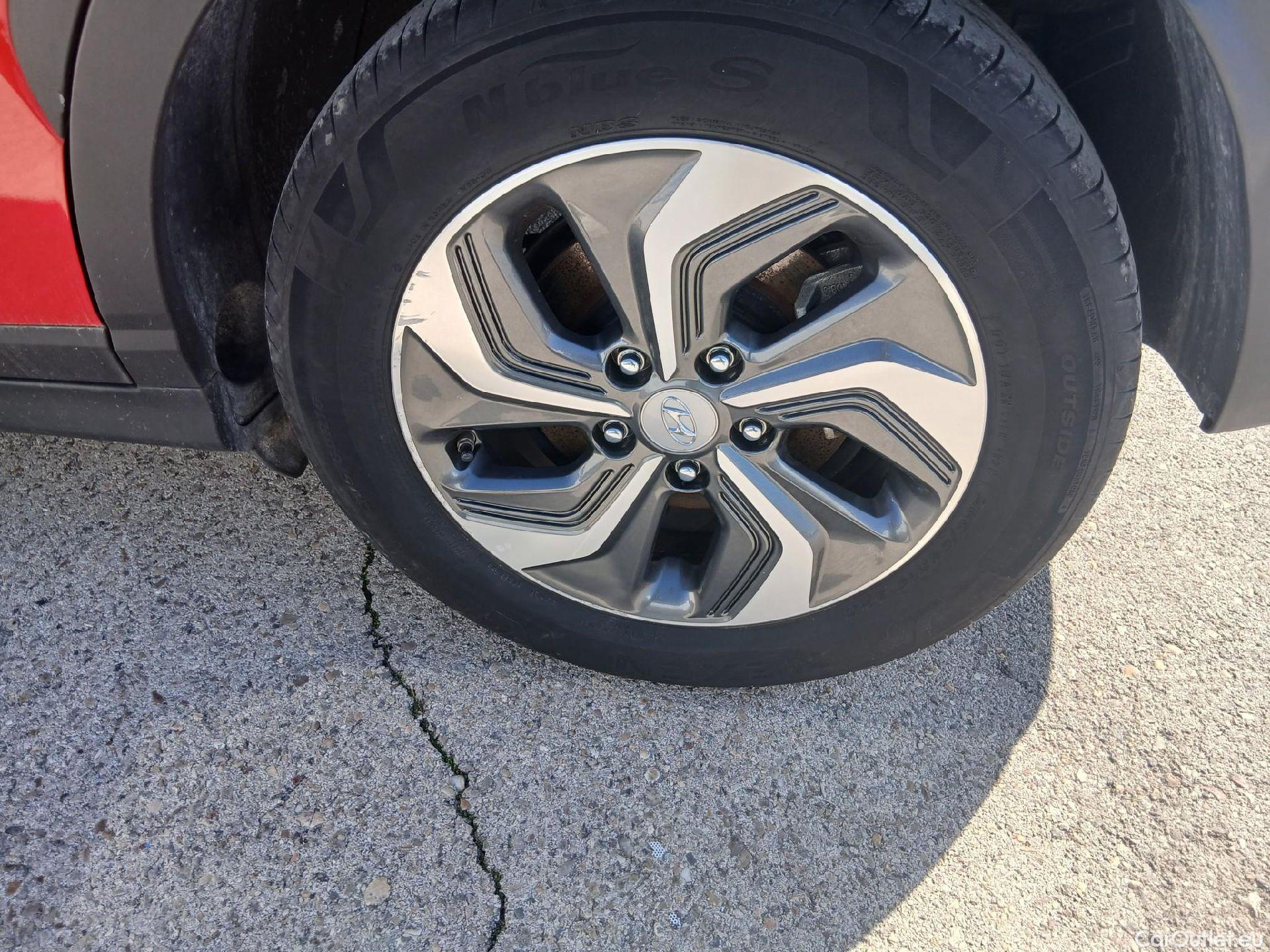  Hyundai  Konna HYUNDAI Kona / 2020 / 5P / todoterreno 1.6 GDI HEV Maxx DCT #26