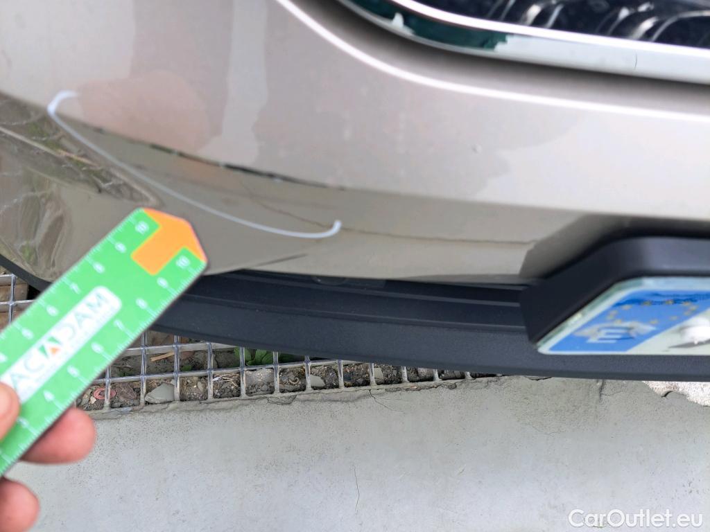  Volvo  XC 40 VOLVO XC40 / 2021 / 5P / todoterreno 1.5 T4 Recharge PHEV Core Auto #33