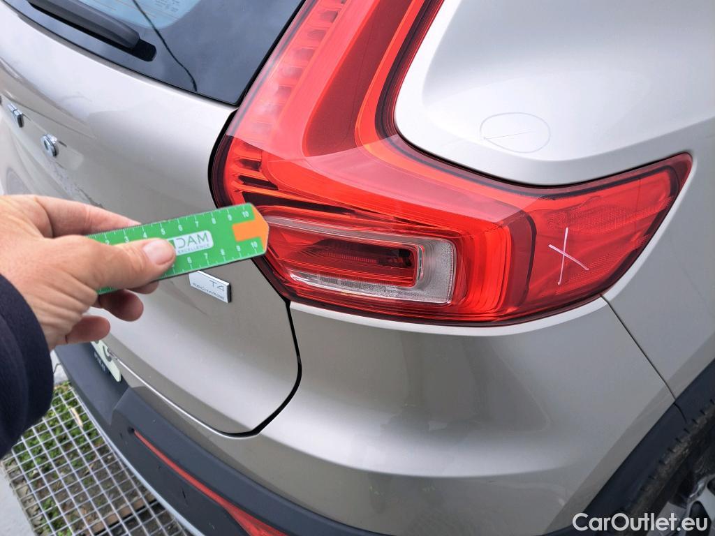  Volvo  XC 40 VOLVO XC40 / 2021 / 5P / todoterreno 1.5 T4 Recharge PHEV Core Auto #1