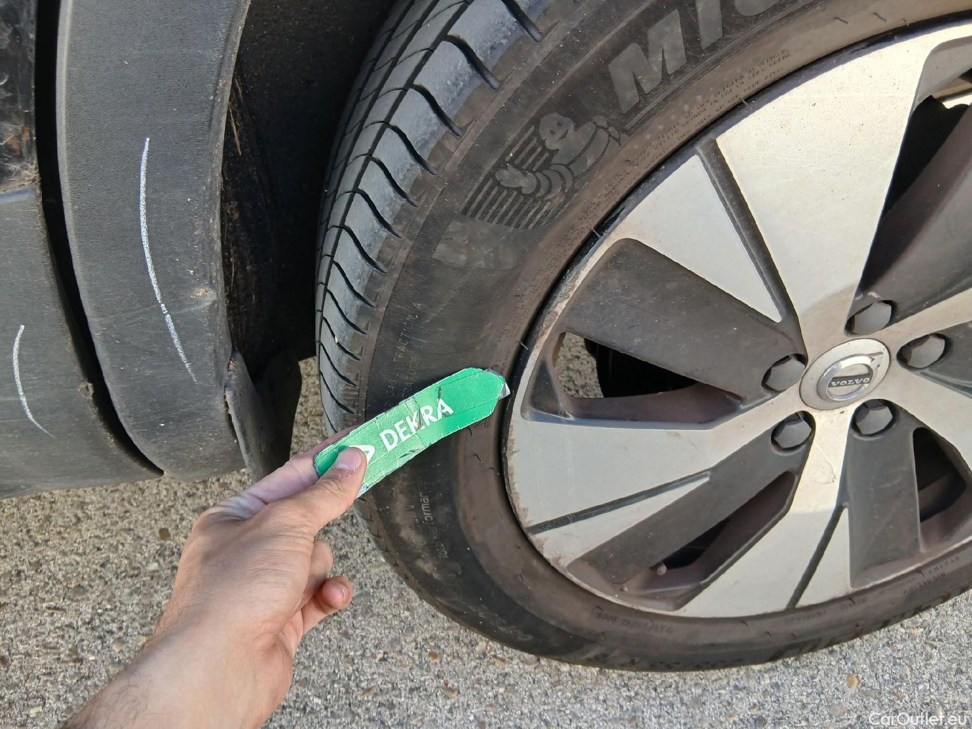  Volvo  XC 40 VOLVO XC40 / 2017 / 5P / todoterreno 1.5 T4 Twin Recharge Inscription Ex Auto #23