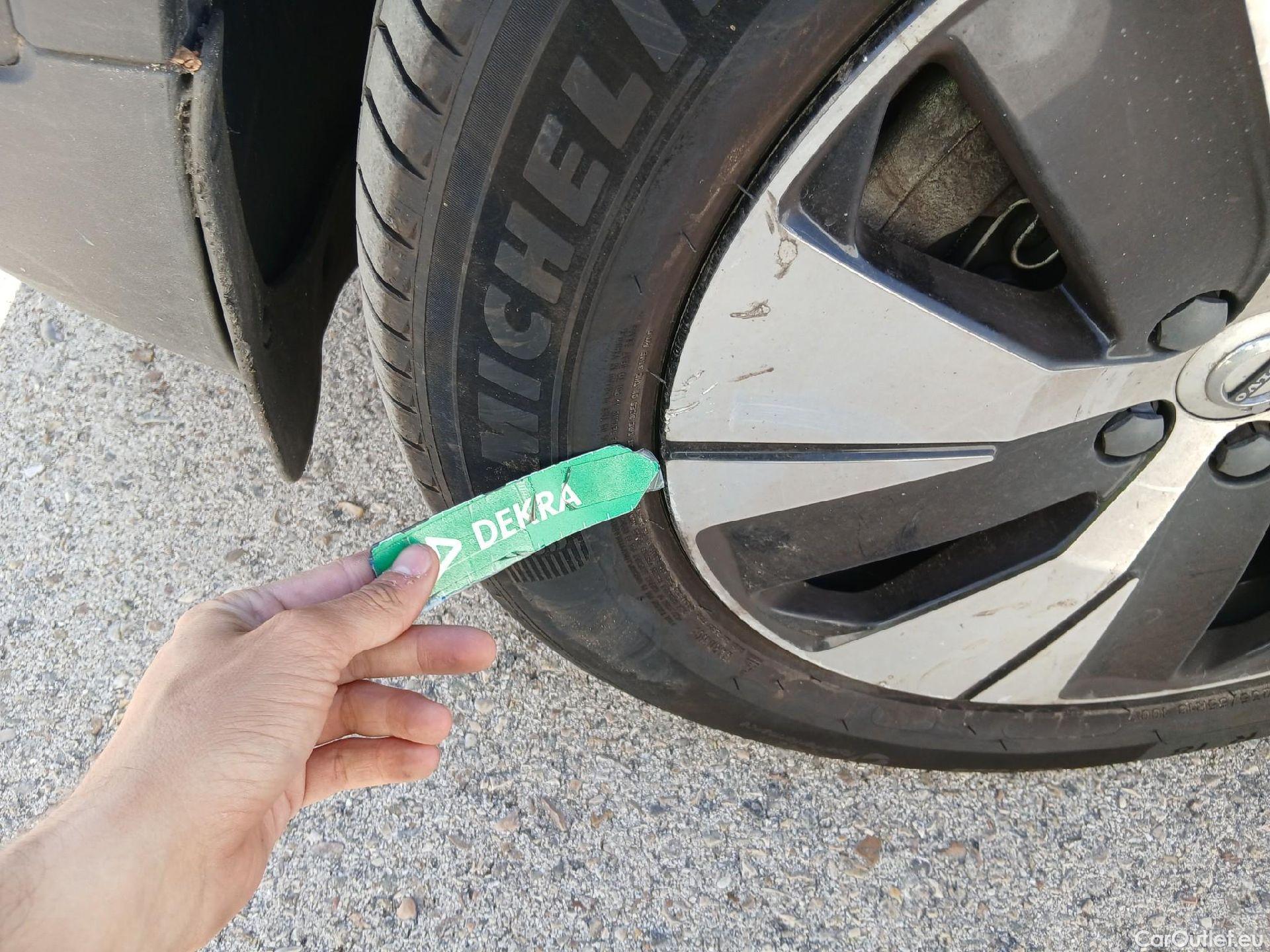  Volvo  XC 40 VOLVO XC40 / 2017 / 5P / todoterreno 1.5 T4 Twin Recharge Inscription Ex Auto #13