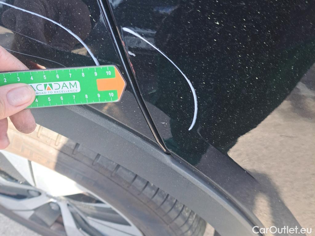  Volvo  XC 40 VOLVO XC40 / 2021 / 5P / todoterreno 1.5 T4 Recharge PHEV Core Auto #8