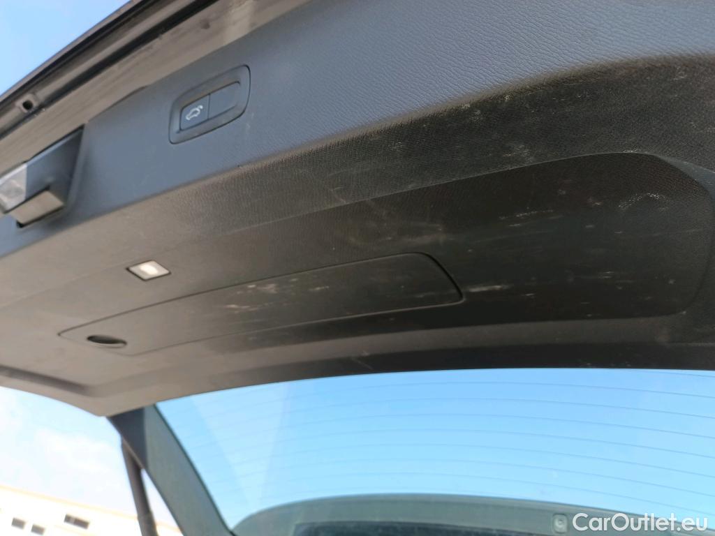  Volvo  XC90 VOLVO  / 2019 / 5P / todoterreno 2.0 B5 D AWD Momentum Auto #7