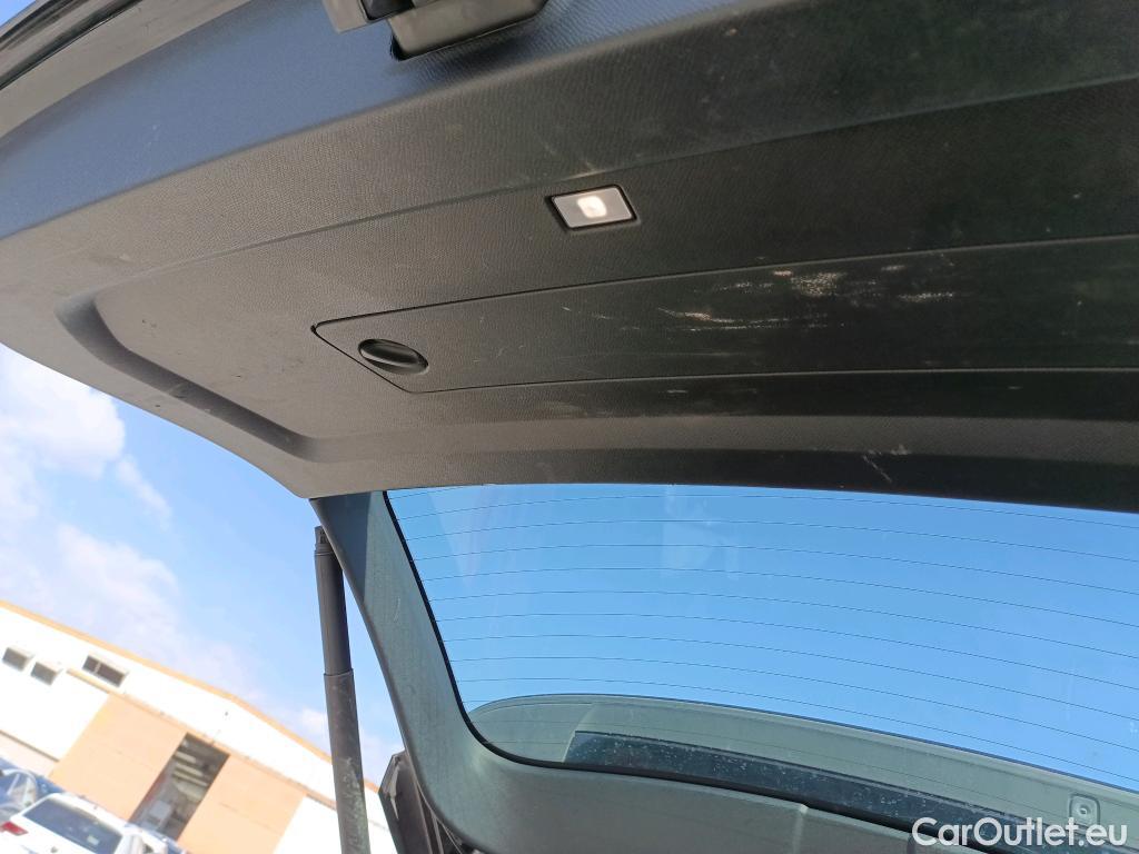  Volvo  XC90 VOLVO  / 2019 / 5P / todoterreno 2.0 B5 D AWD Momentum Auto #8