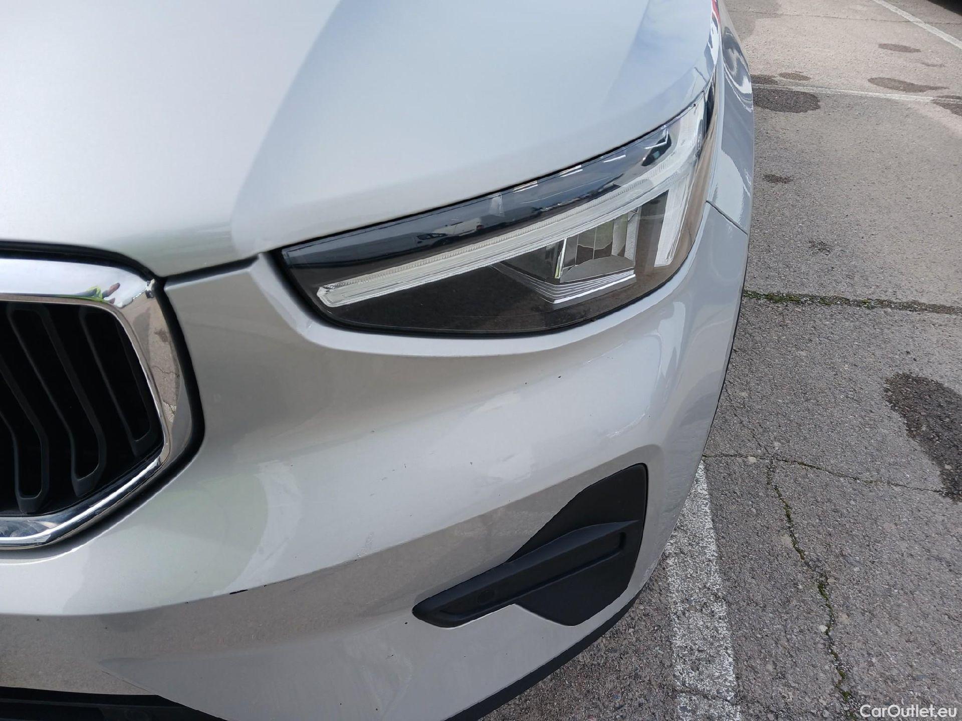  Volvo  XC 40 VOLVO XC40 / 2021 / 5P / todoterreno 2.0 B3 G Core Auto #1