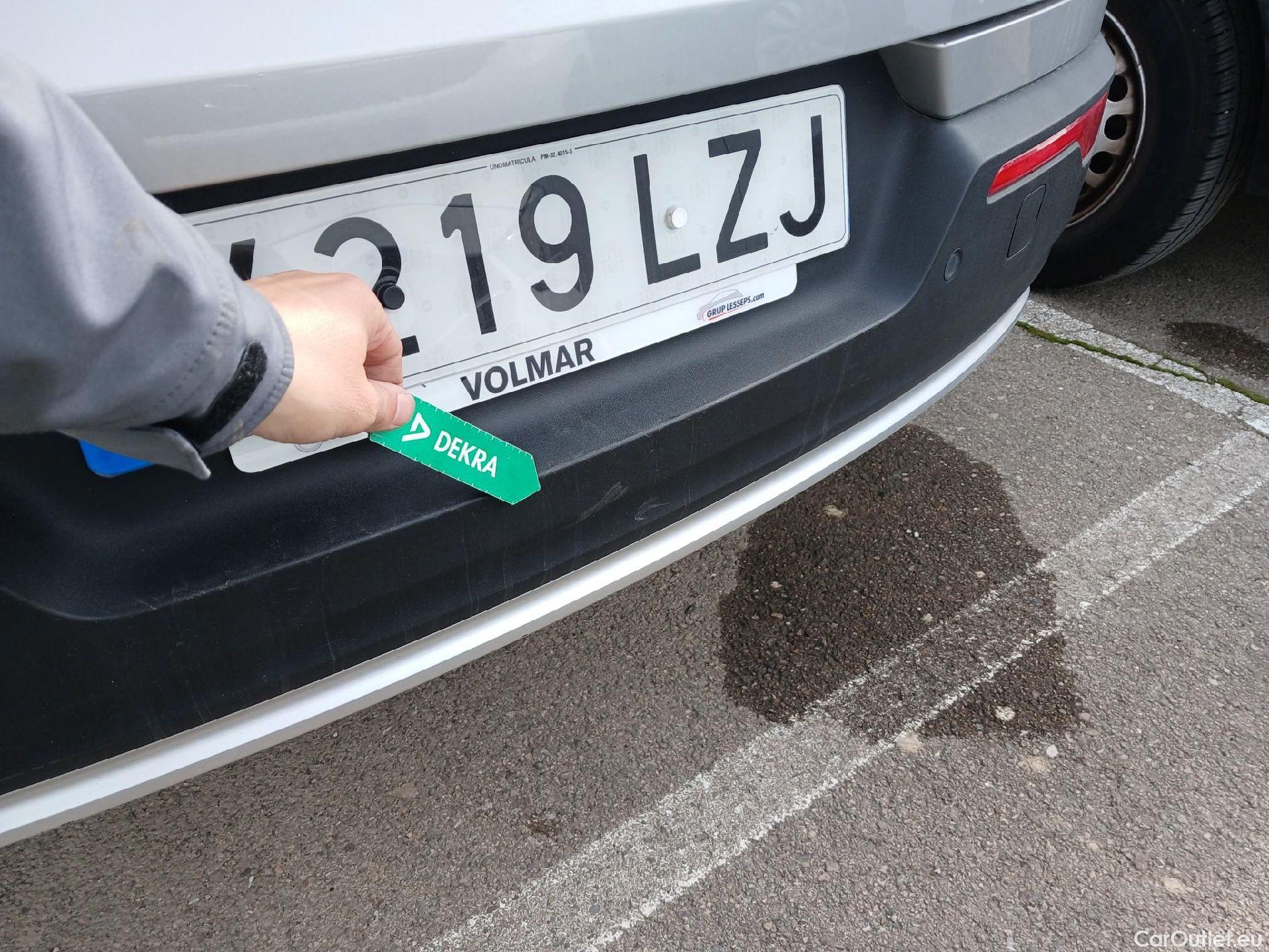  Volvo  XC 40 VOLVO XC40 / 2021 / 5P / todoterreno 2.0 B3 G Core Auto #3