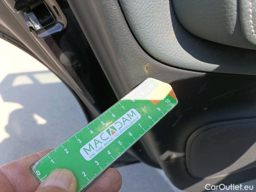  Volvo  XC90 VOLVO  / 2019 / 5P / todoterreno 2.0 B5 D AWD Momentum Auto #12