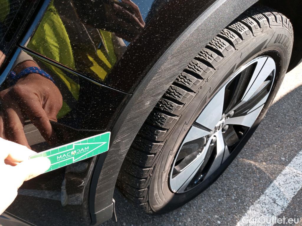  Volvo  XC 40 VOLVO XC40 / 2021 / 5P / todoterreno 1.5 T4 Recharge PHEV Core Auto #13